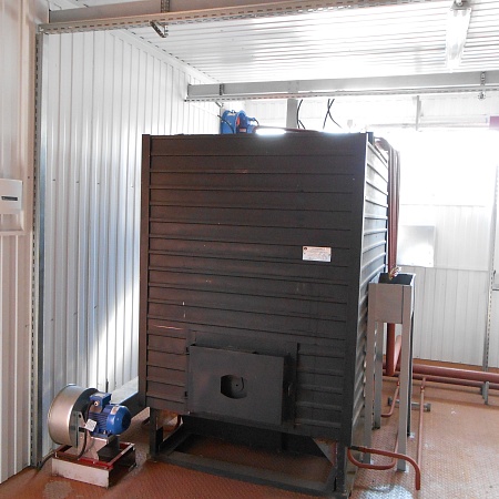 Блочно-модульная котельная установленной мощностью 1 МВт с независимым контуром  отопления, топливо – уголь.