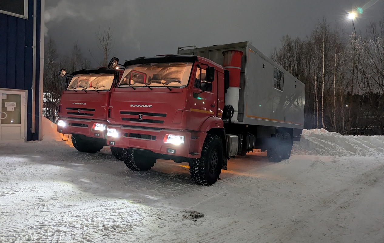 Передвижная водогрейная установка, установленной теплопроизводительностью 2000 кВт, топливо – дизельное, с дымовой трубой (высота – 5 м.), в кунге на базе шасси КАМАЗ  